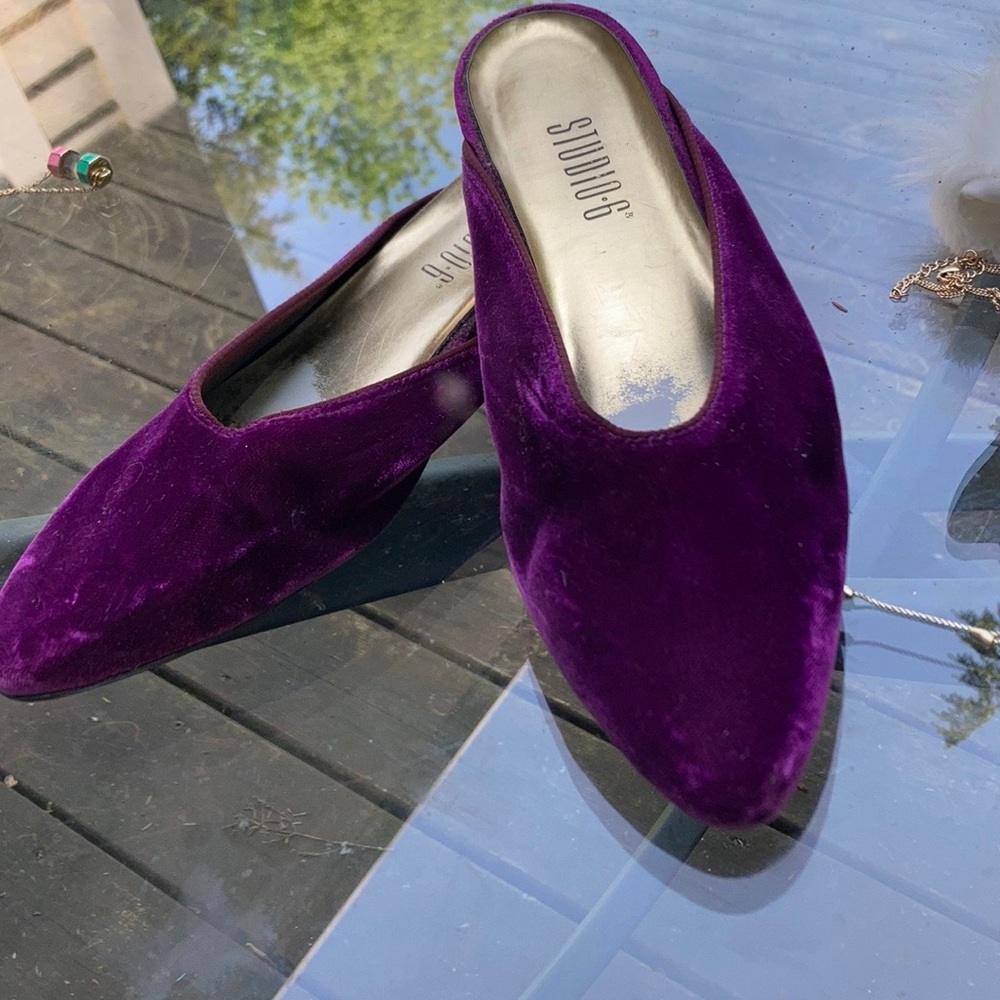 Vintage studio 6 velvet purple slip on shoe